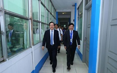 GS.TS. Phùng Xuân Nhạ - Bộ Trưởng Bộ Giáo dục và Đào tạo đến thăm và làm việc tại NUAE